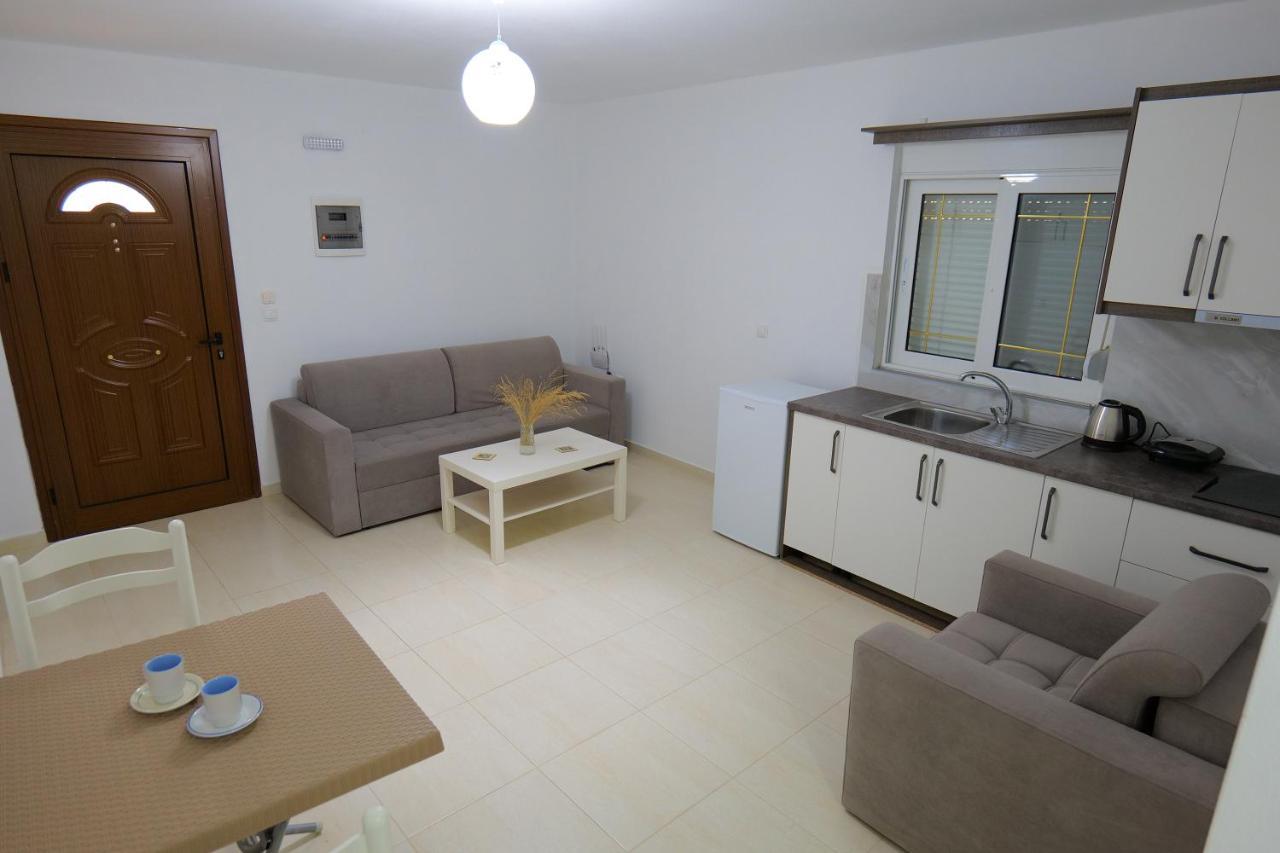 Pink Holiday Sarande Ngoại thất bức ảnh