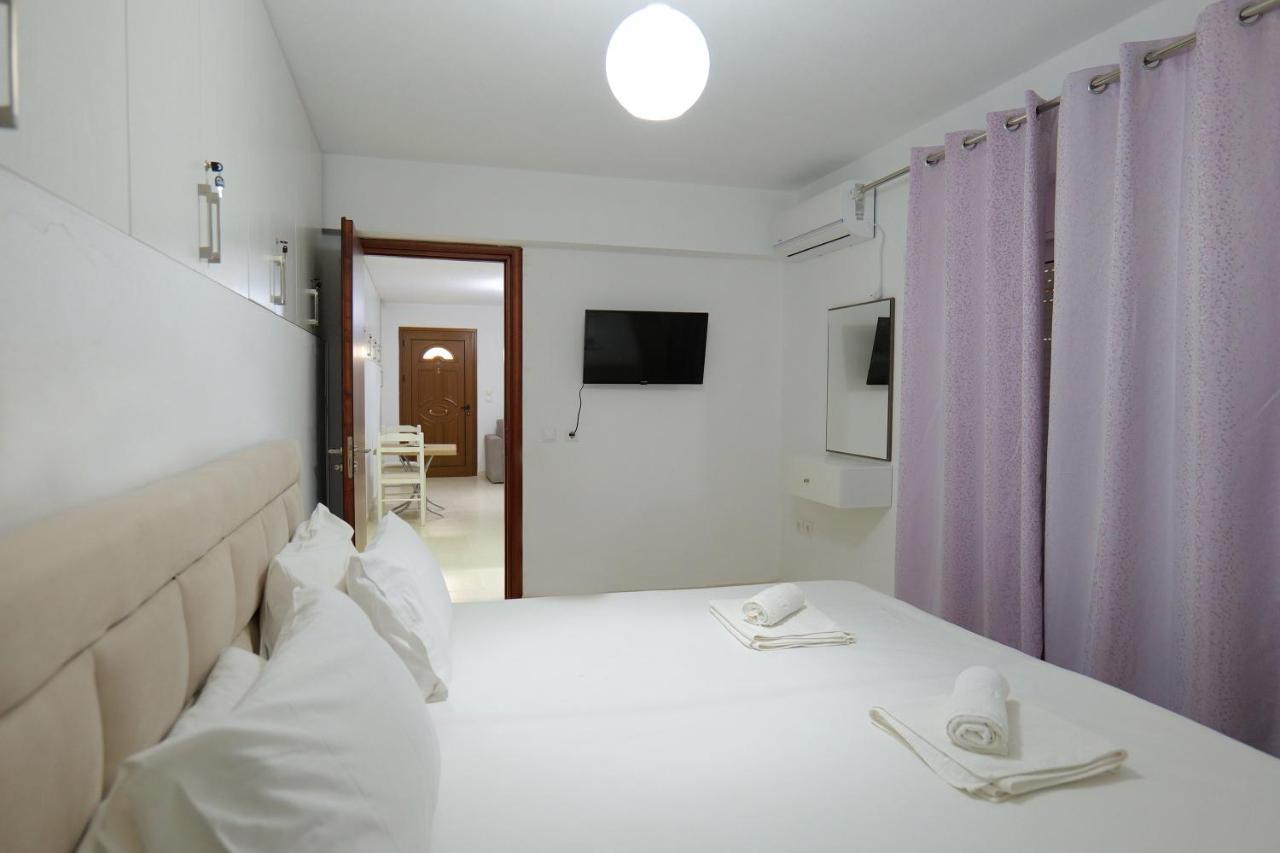 Pink Holiday Sarande Ngoại thất bức ảnh