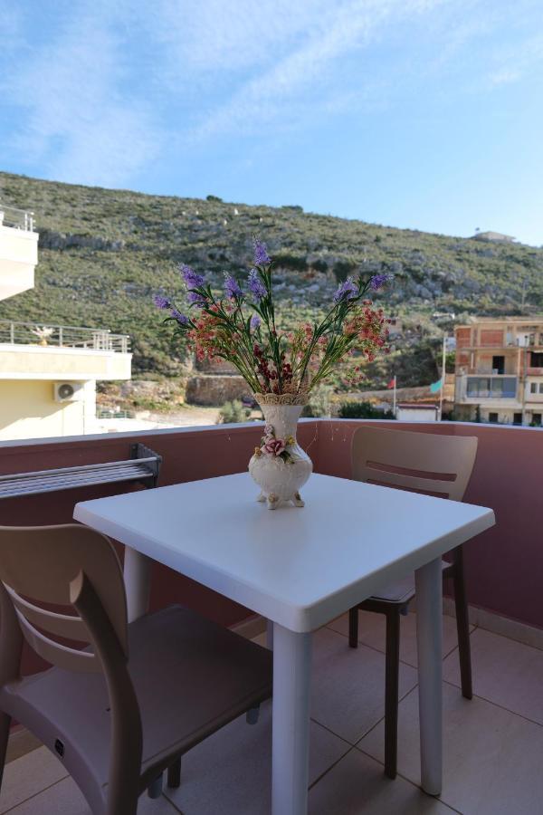 Pink Holiday Sarande Ngoại thất bức ảnh