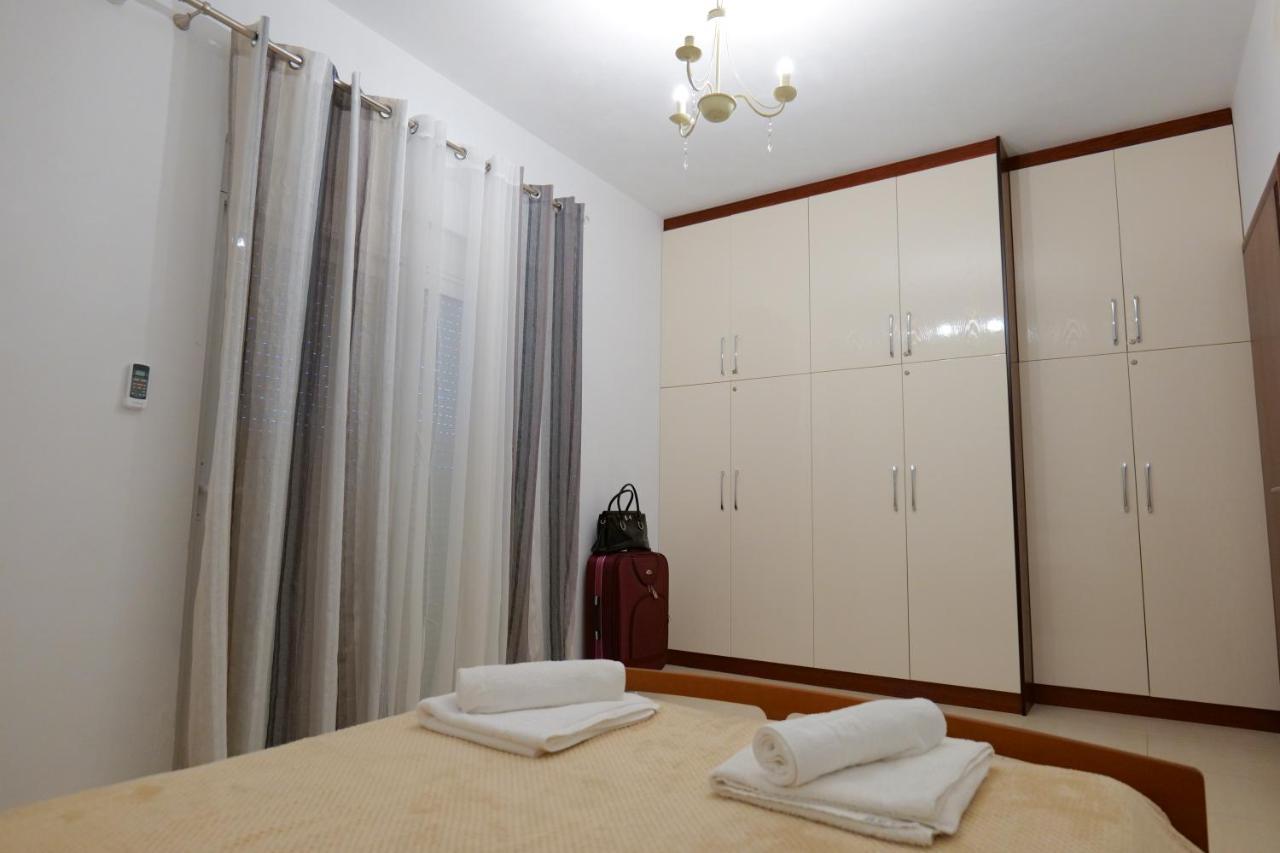 Pink Holiday Sarande Ngoại thất bức ảnh